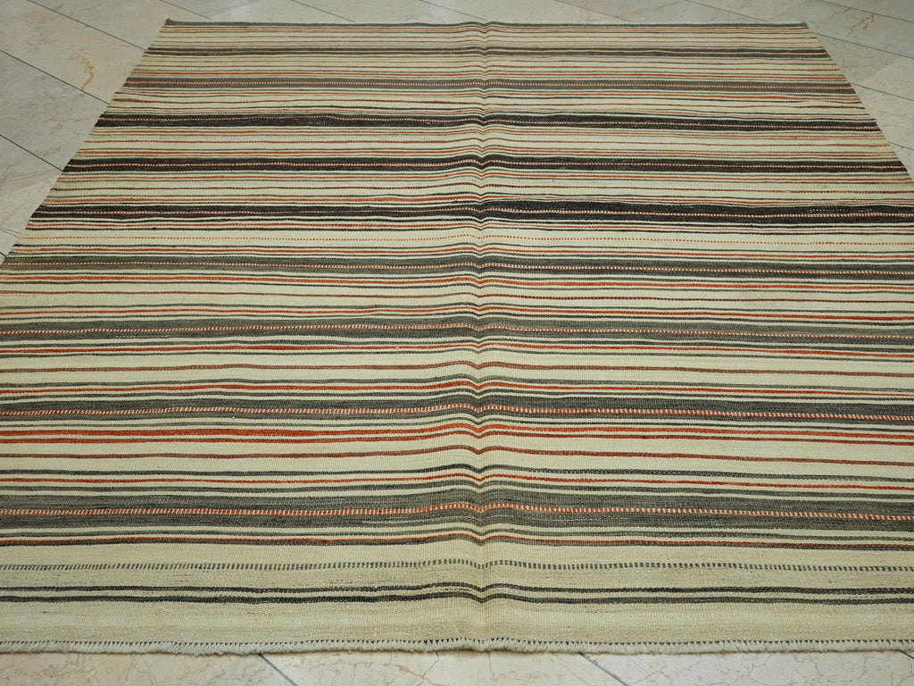 Vintage Turkish Kilim Rug: Striped Flat Weave Wool Rugs, 6,7"x8,2" Feet.
