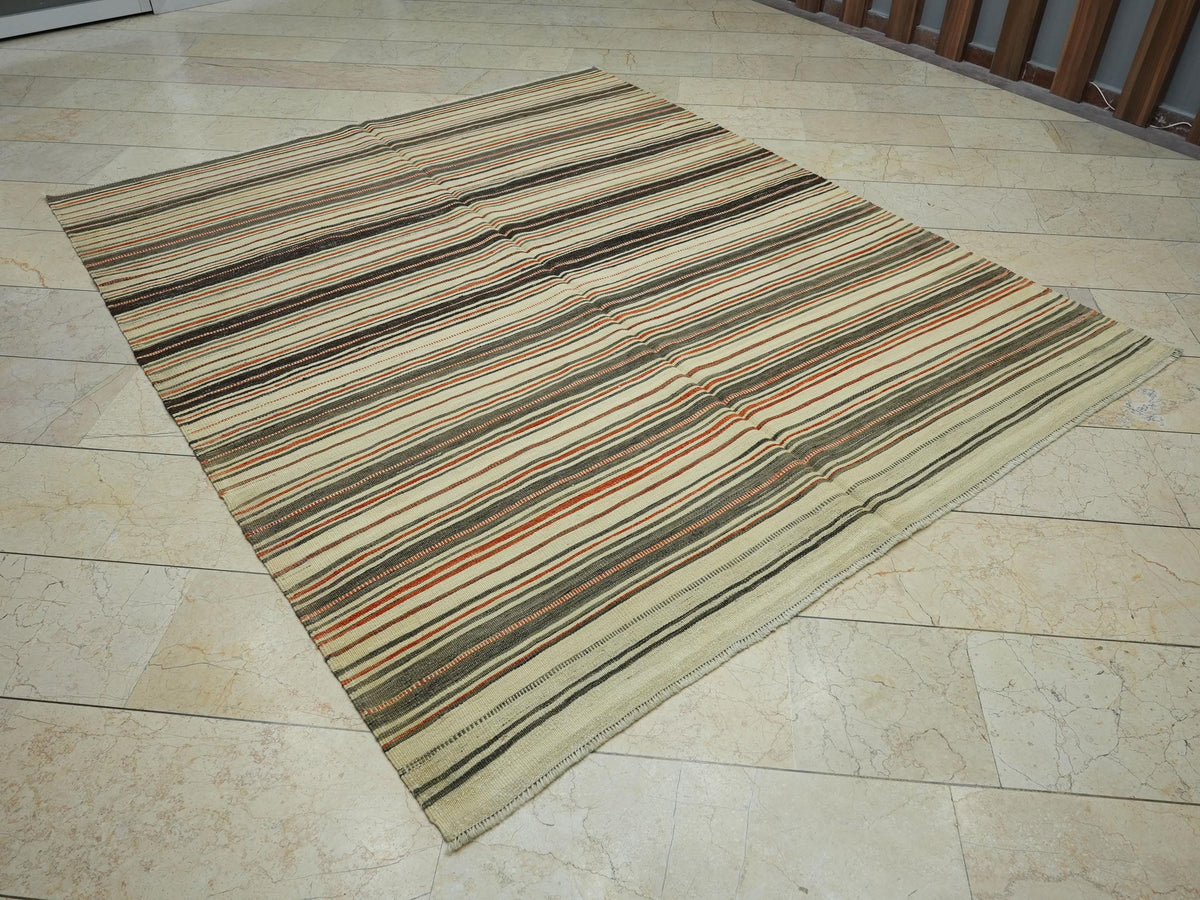 Vintage Turkish Kilim Rug: Striped Flat Weave Wool Rugs, 6,7"x8,2" Feet.