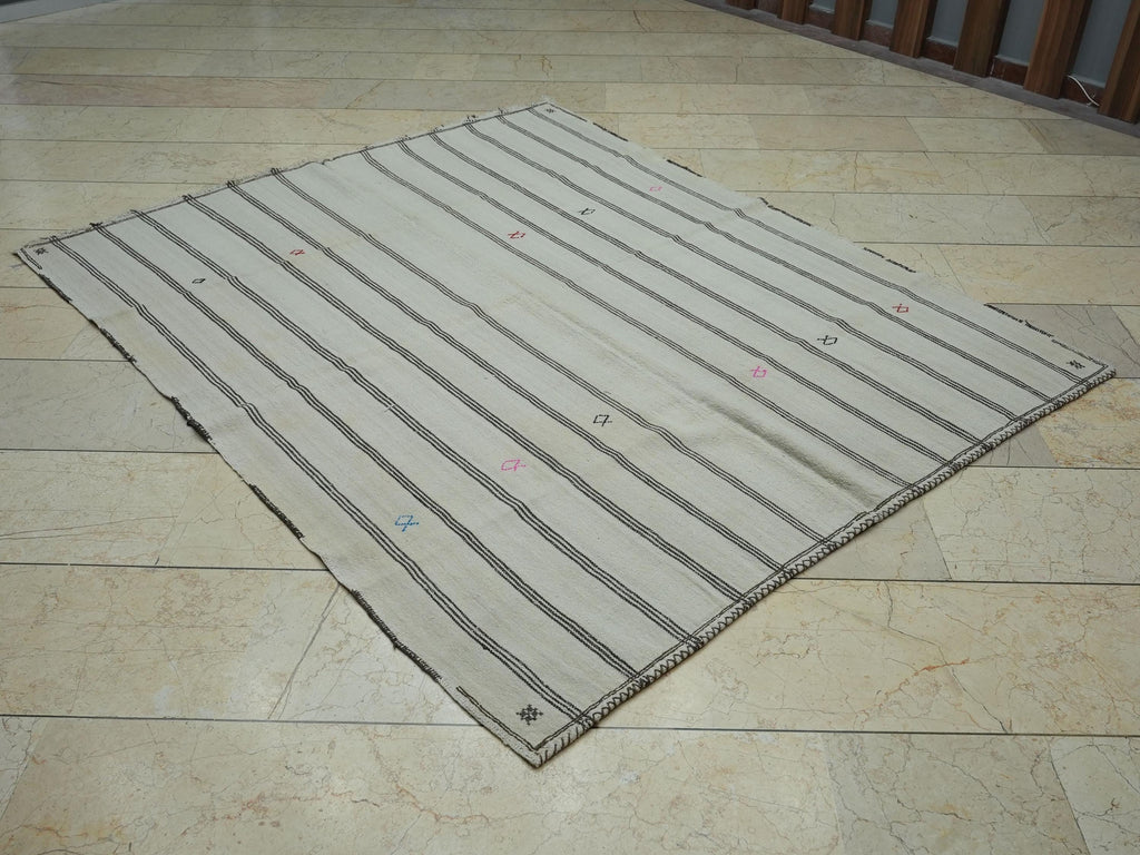 Minimalist Decor Wool Flat Weave Striped Kilim Rug:5.3x6.6 Feet,Turkish Area Rugs