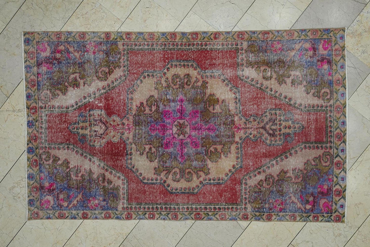 Vintage Pink Oushak Rug: 4,3x7,2 Feet,Handmade Turkish Small Size Rugs.