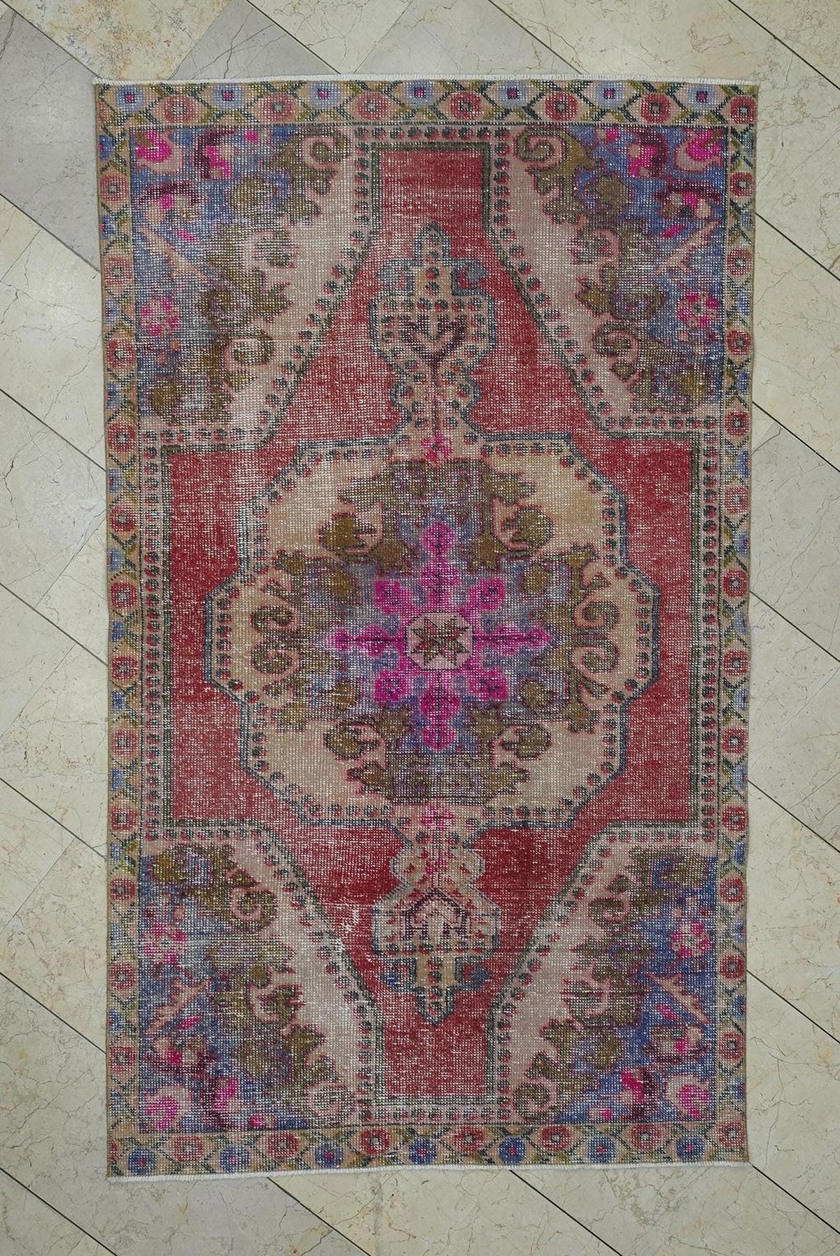 Vintage Pink Oushak Rug: 4,3x7,2 Feet,Handmade Turkish Small Size Rugs.