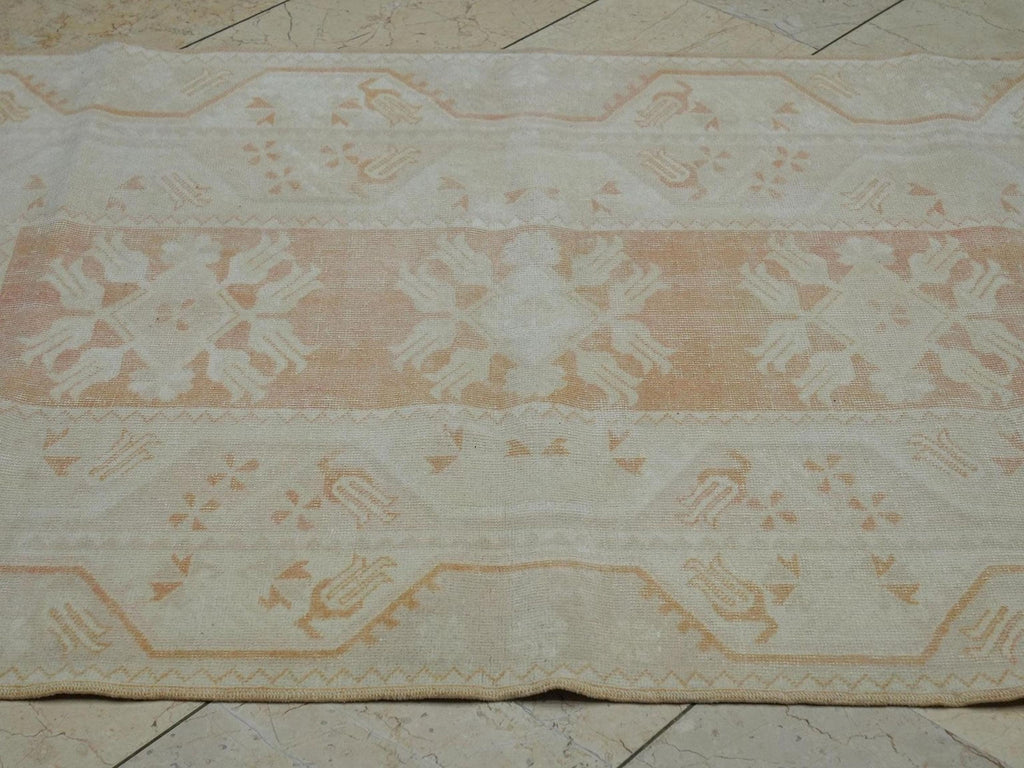 4x6 Vintage Wool Oushak Rug: Pastel Boho Turkish Carpet