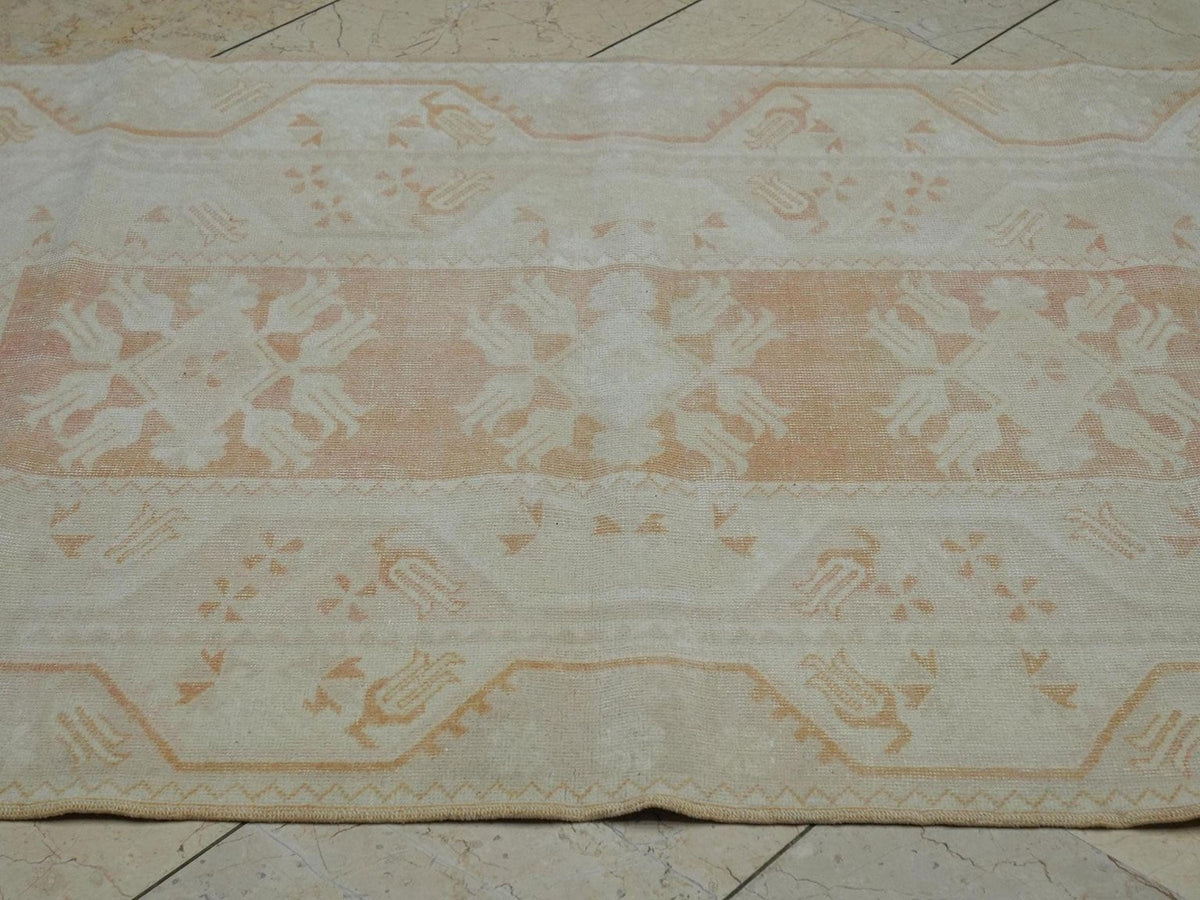 4x6 Vintage Wool Oushak Rug: Pastel Boho Turkish Carpet