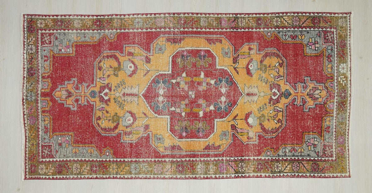 Vintage Oushak Rug: 5x9 Handmade Wool Turkish Carpet