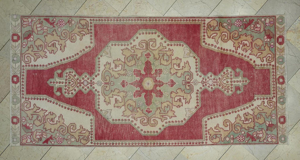 Handmade Wool Turkish Rug: Mid-Century Modern Oushak Carpet (3.9 x 8.1 ft)