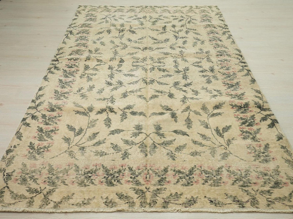 Small Vintage Oushak Rug: Handmade Turkish Wool Carpet Rugs,4.10 x 8 Feet.