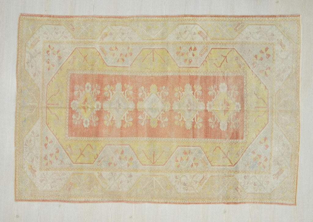 Handmade Wool Oushak Rug: Pastel Turkish Vintage Carpet (5,2"x7,8")