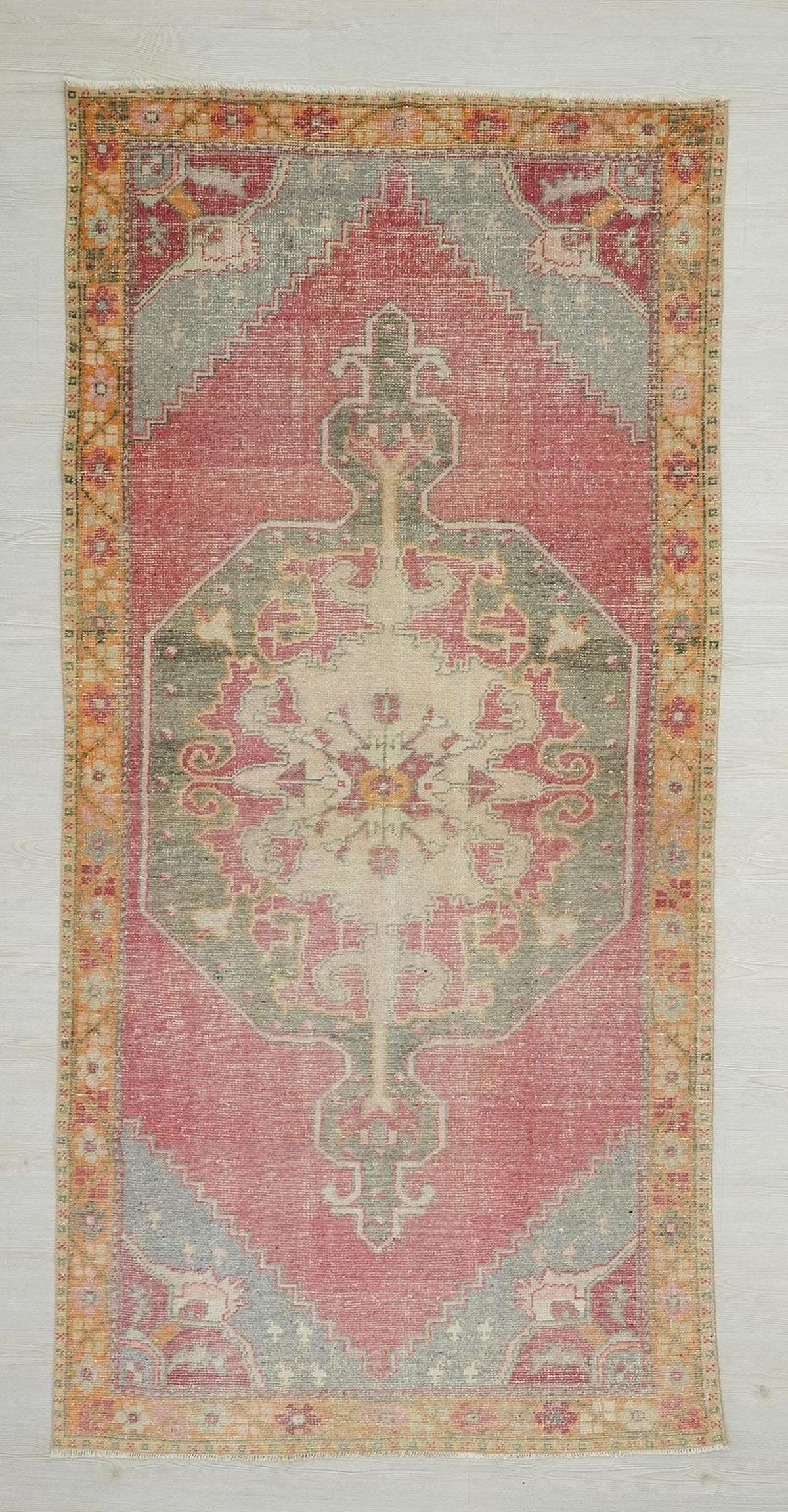 Handmade Oushak Wool Rug (4x8): Pastel Ethnic Anatolian Carpet