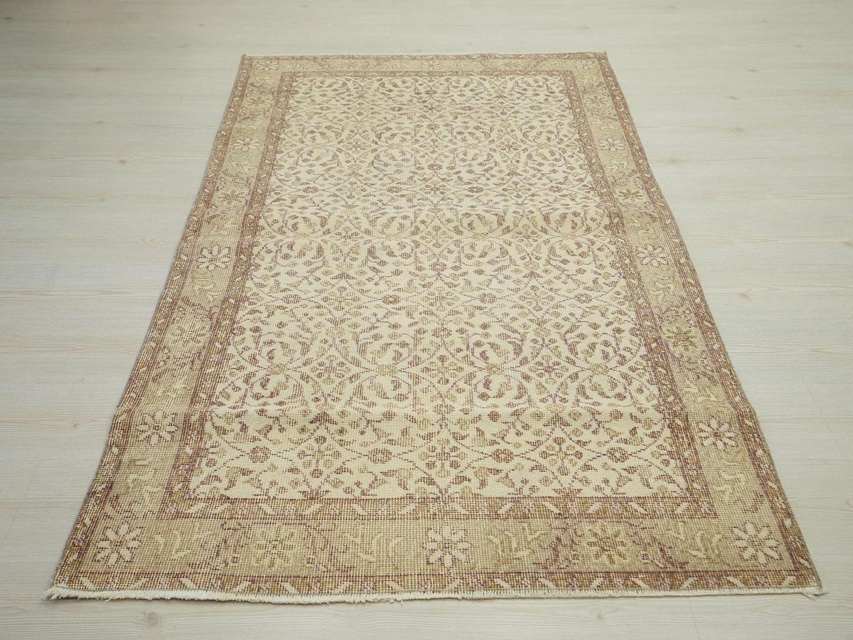 Vintage Neutral Oushak Rug: Brown Beige Turkish Wool Carpet, 3,8"x6,8" Ft.