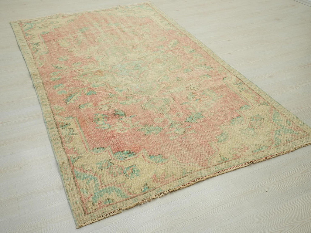 Small Vintage Oushak Rug: Green & Red Turkish Wool Carpet Rugs, 4,3"x7,5" Feet.
