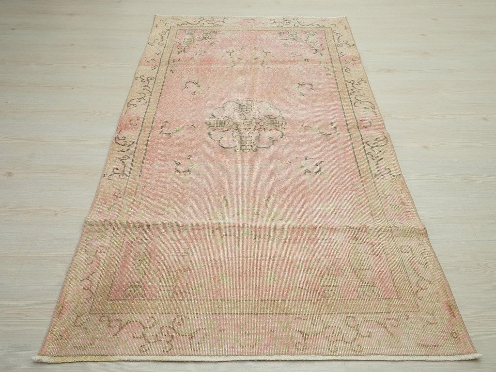 Small Salmon Pink Oushak Rug: Vintage Turkish Wool Carpet Rugs, 3,5"x6,7" Feet.