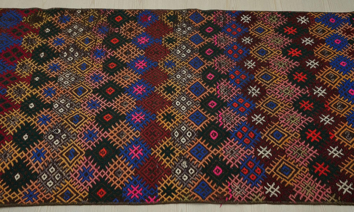 Vintage Turkish Kilim Rug Runner: Embroidered Colorful Wool Rugs,2.7x8.5 ft.