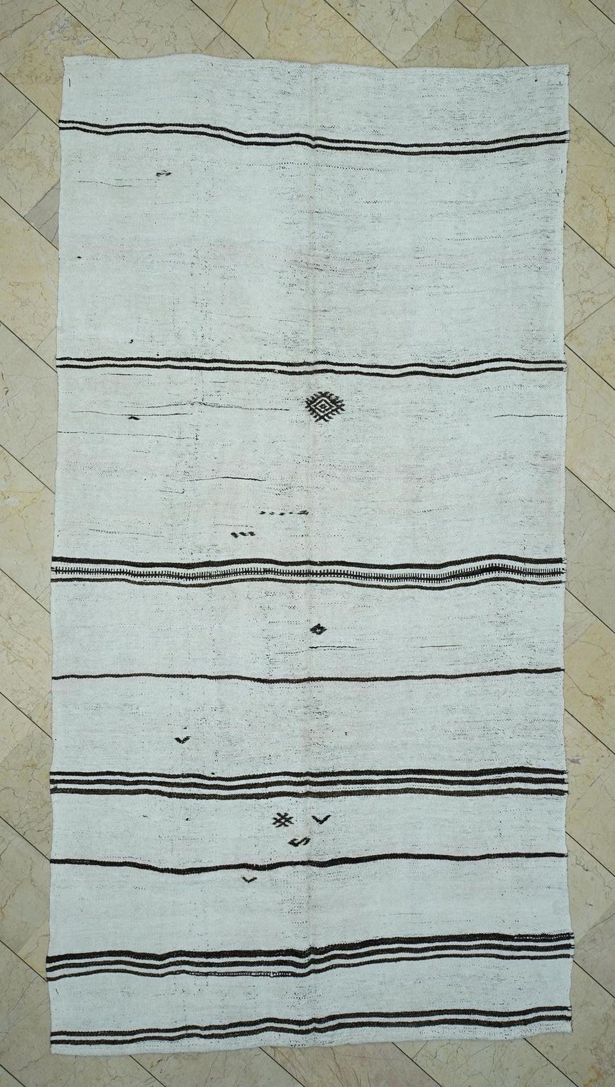 Eco-Friendly Stripe Handwoven Hemp Kilim Rug: Minimalist Home Style Turkish Rugs 5,6x10,7 Ft.