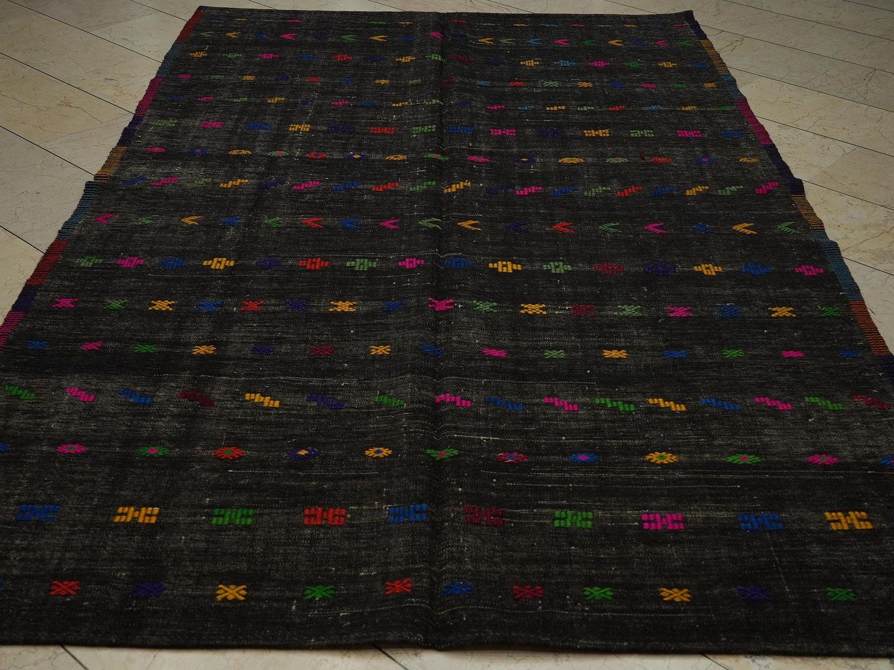 Black Turkish Kilim Rug: Multi-Color Embroidery, Goat Wool, Mid-Century Modern (5,11x9,8 Feet)