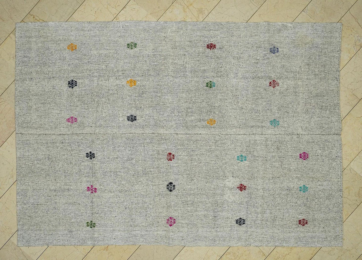 Naturel Gray Flatweave Rug: 6.7x9.6 ft, Farmhouse Outdoor Decor Turkish Kilim Rugs.