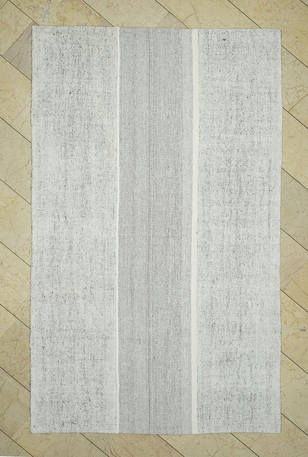 Handmade Gray Turkish Kilim Rug: Mid-Century Modern Flat Weave (5,2"x8,6" Feet)