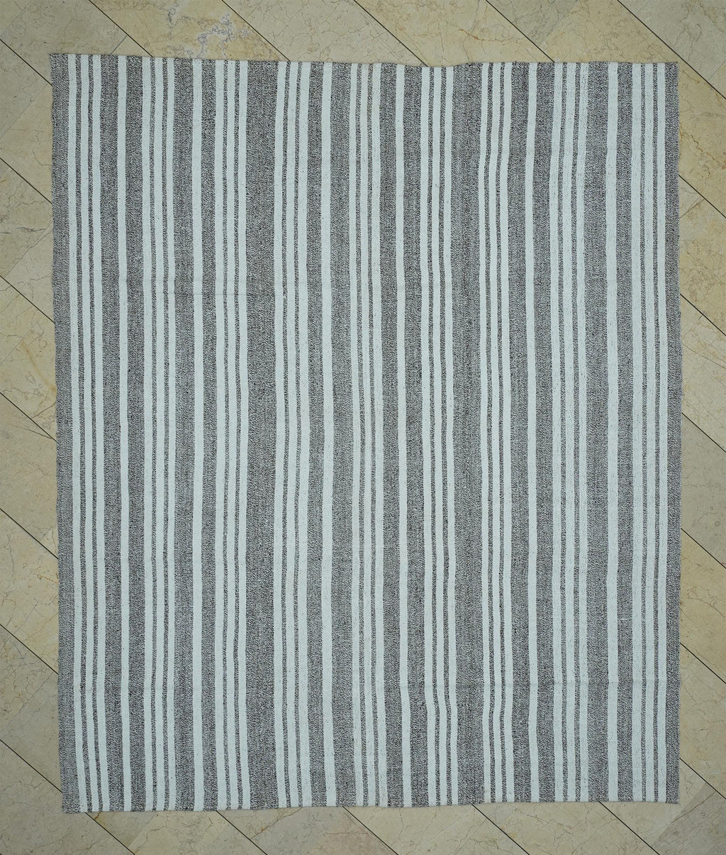 Vintage Turkish Kilim Rug: Organic Cotton & Goat Hair Rugs 7x9