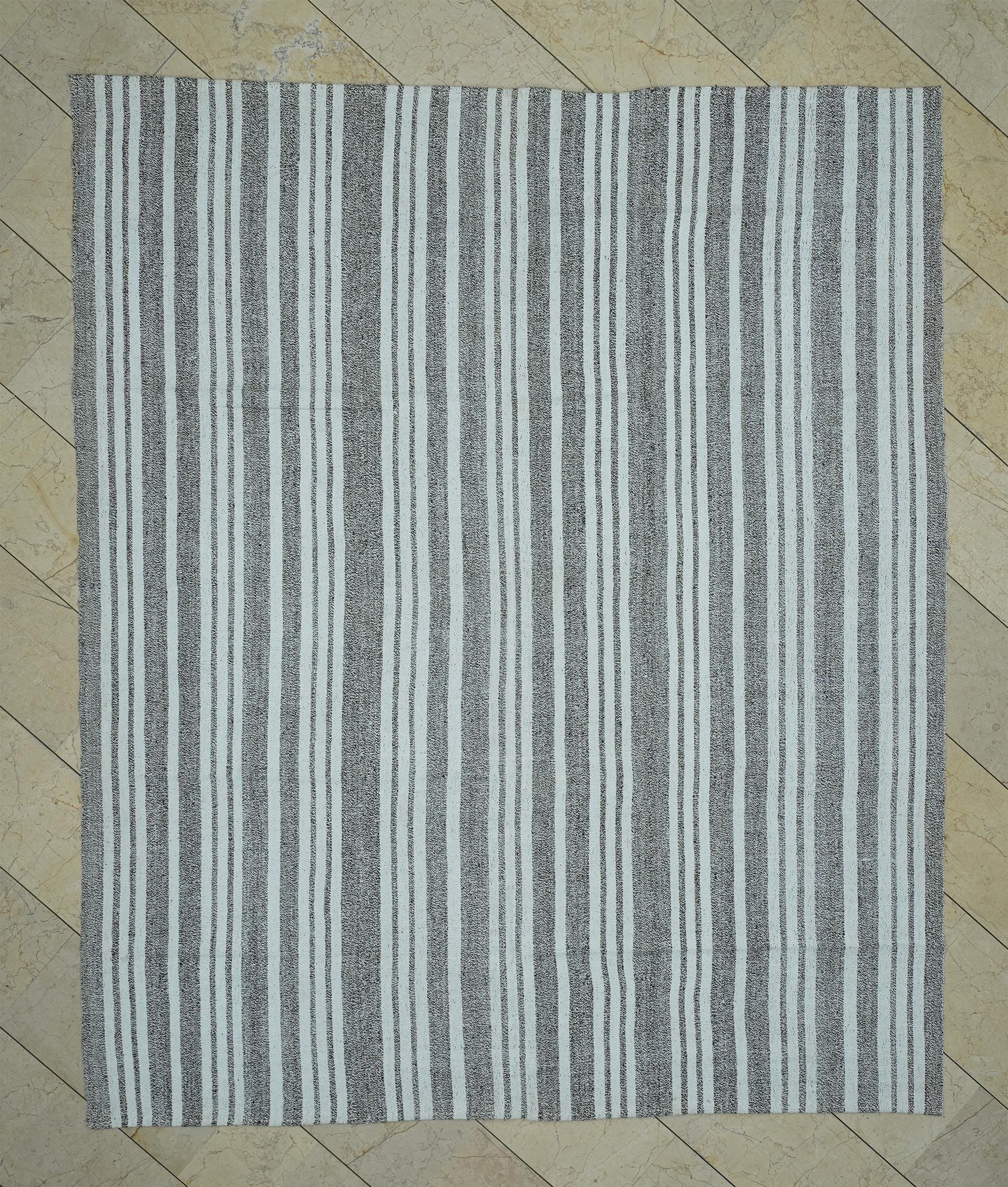 Vintage Turkish Kilim Rug: Organic Cotton & Goat Hair Rugs 7x9