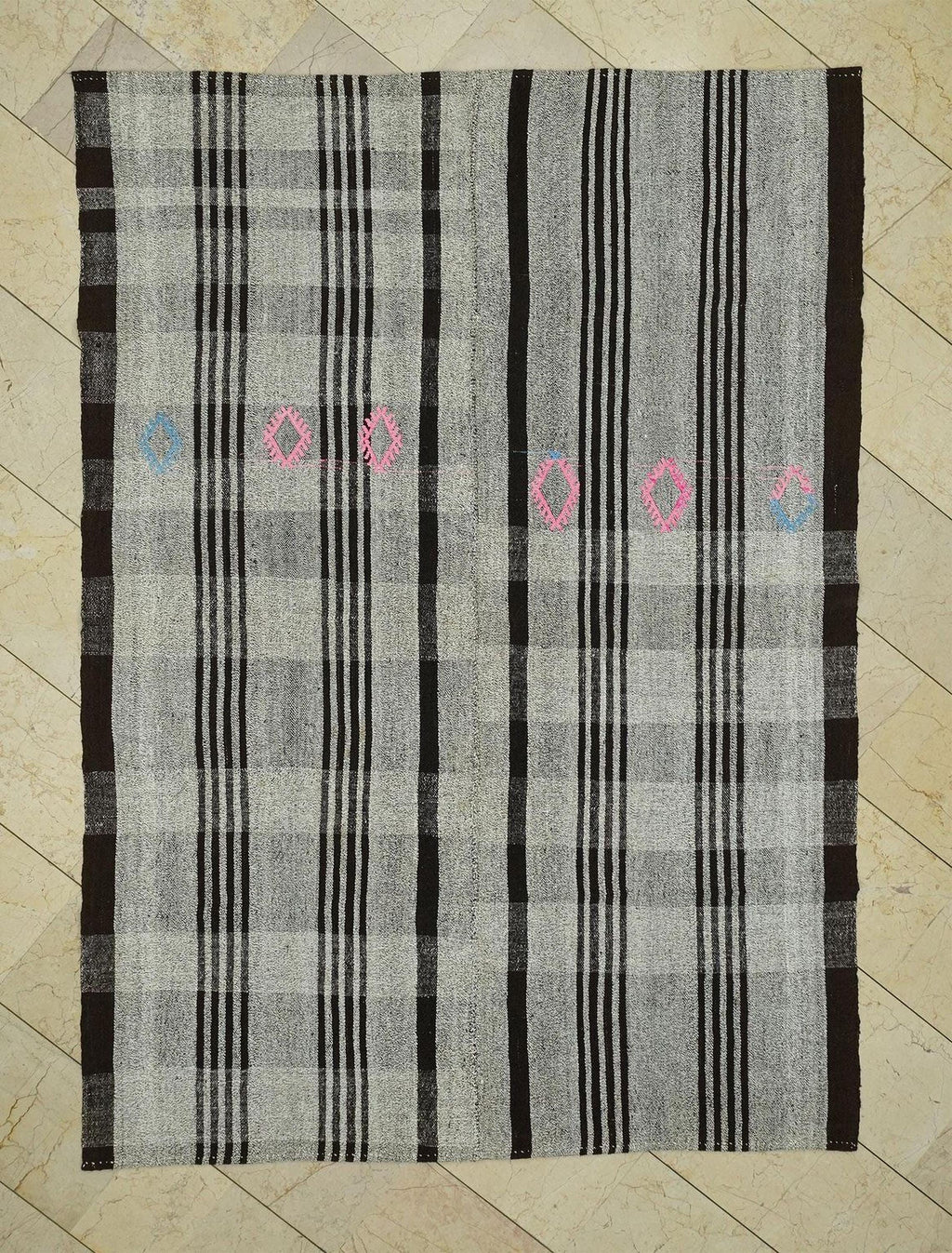 Vintage Turkish Kilim Rug: Brown Gray Anatolian Woven Floor Rugs 5.7"x8" Feet.