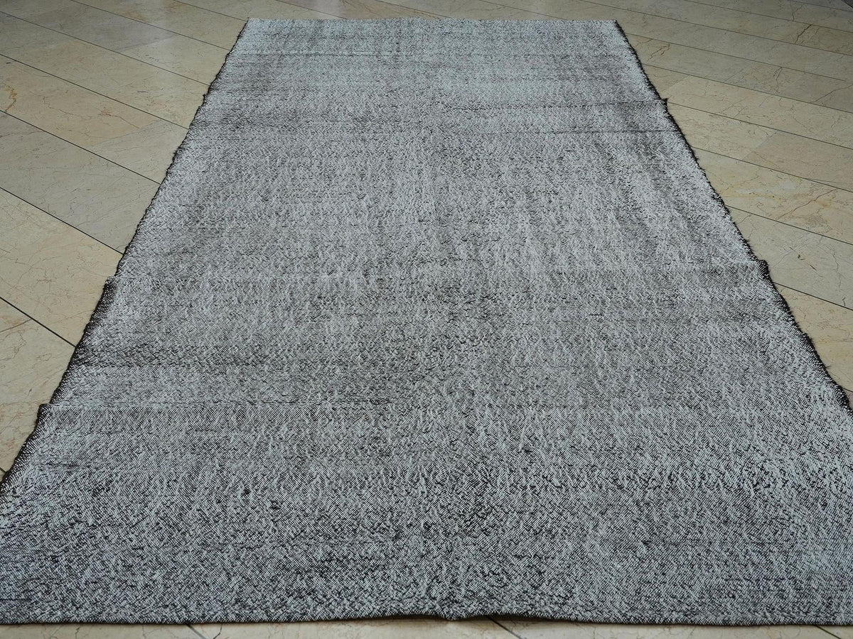 Vintage Gray Turkish Kilim Rug,5,3"x10,3" Feet,Minimalist Home Living Decor Rugs.