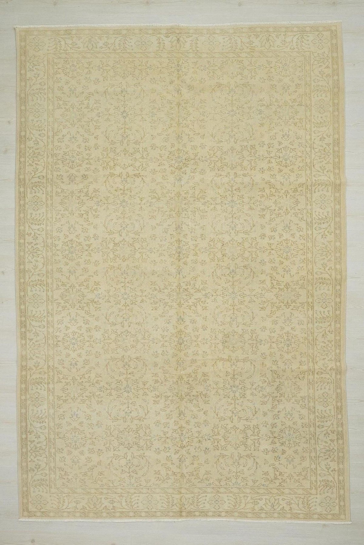 Vintage Turkish Handmade Oushak Rug: 7'X10.5' Ft,Neutral Colors Home Living Decor Floral Rugs