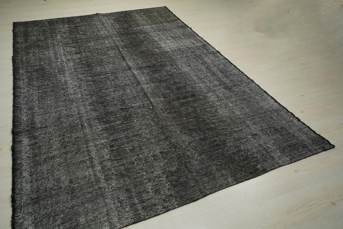 6x9 Vintage Black Goat Hair Kilim Rug: Undyed Flat Weave Rugs