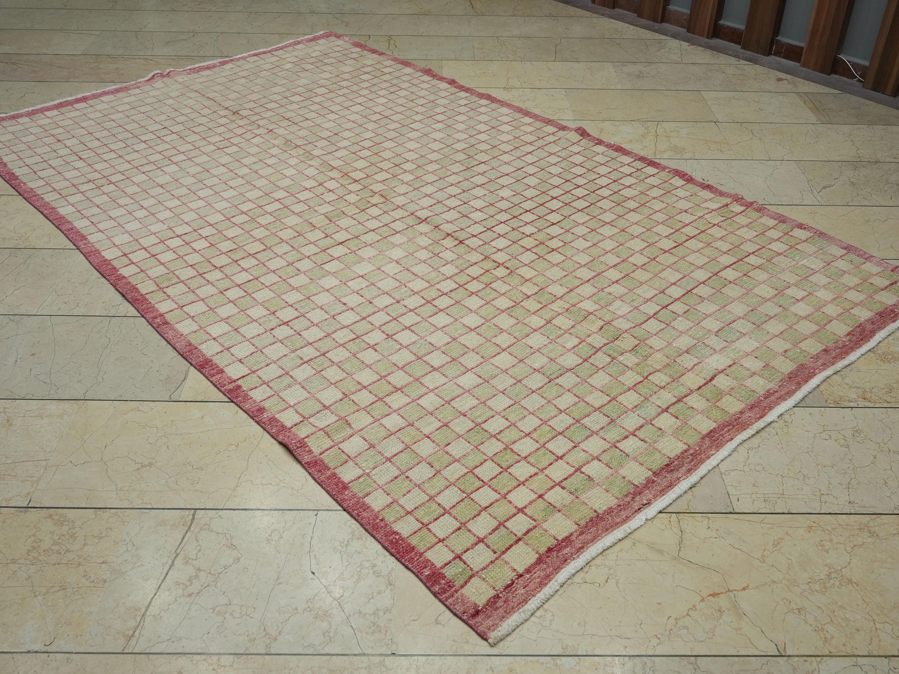 Rare Pattern Vintage Wool Turkish Rug: 5.3x8.5 Ft,Low Pile Old Oushak Rugs.