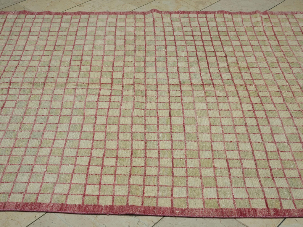 Rare Pattern Vintage Wool Turkish Rug: 5.3x8.5 Ft,Low Pile Old Oushak Rugs.
