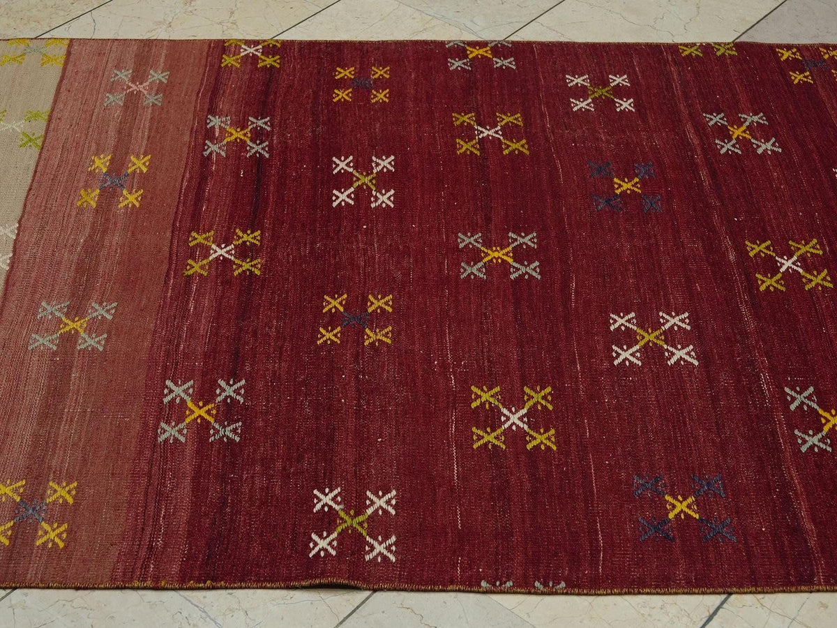Red Kilim Runner: Vintage Turkish Handmade Wool Rug 3,9"x8,3" Feet.