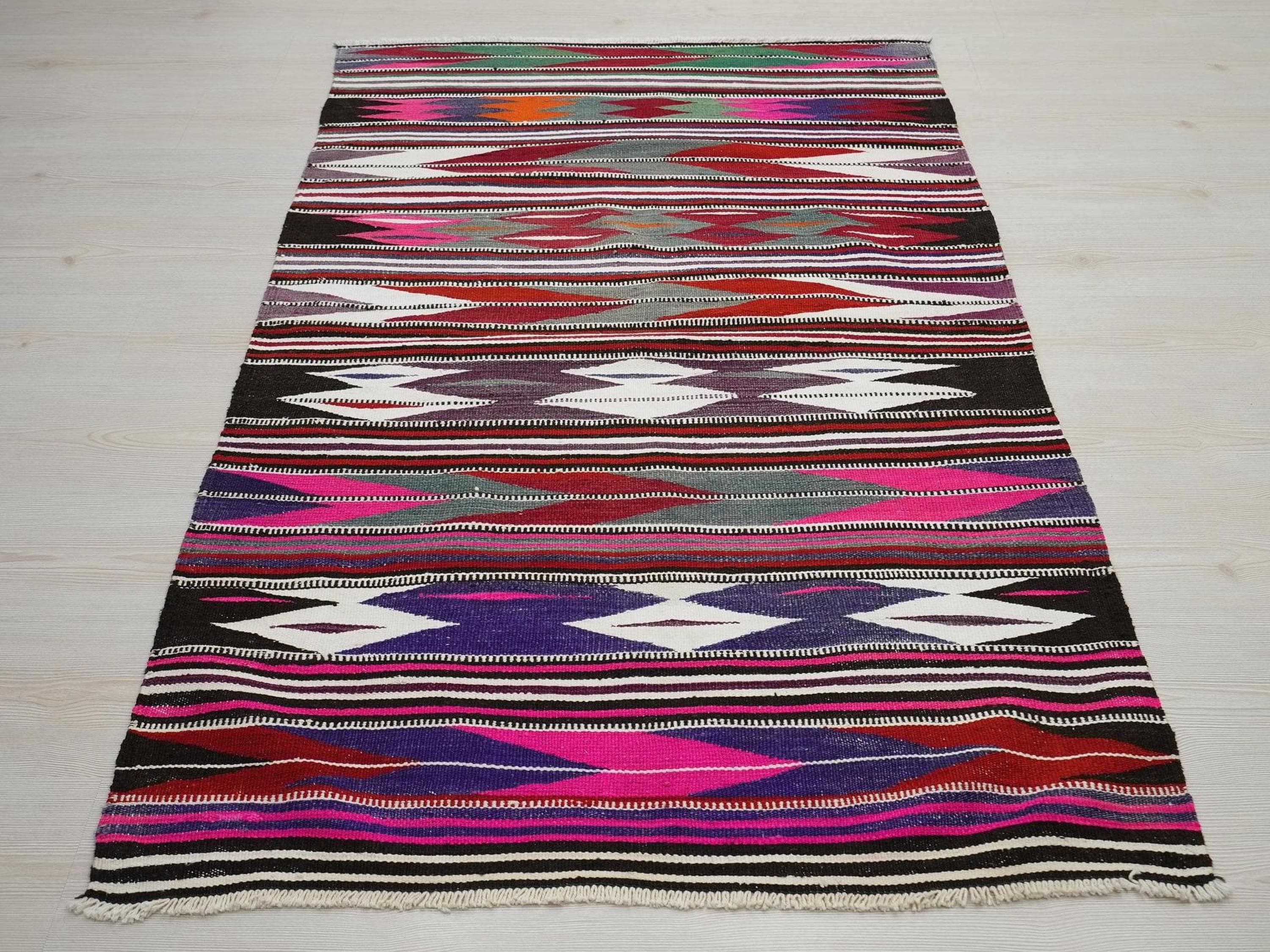 Small Size Pink Stripe Turkish Kilim Rug: Handwoven Home Living Decor Rugs 3.4x5.6 ft.