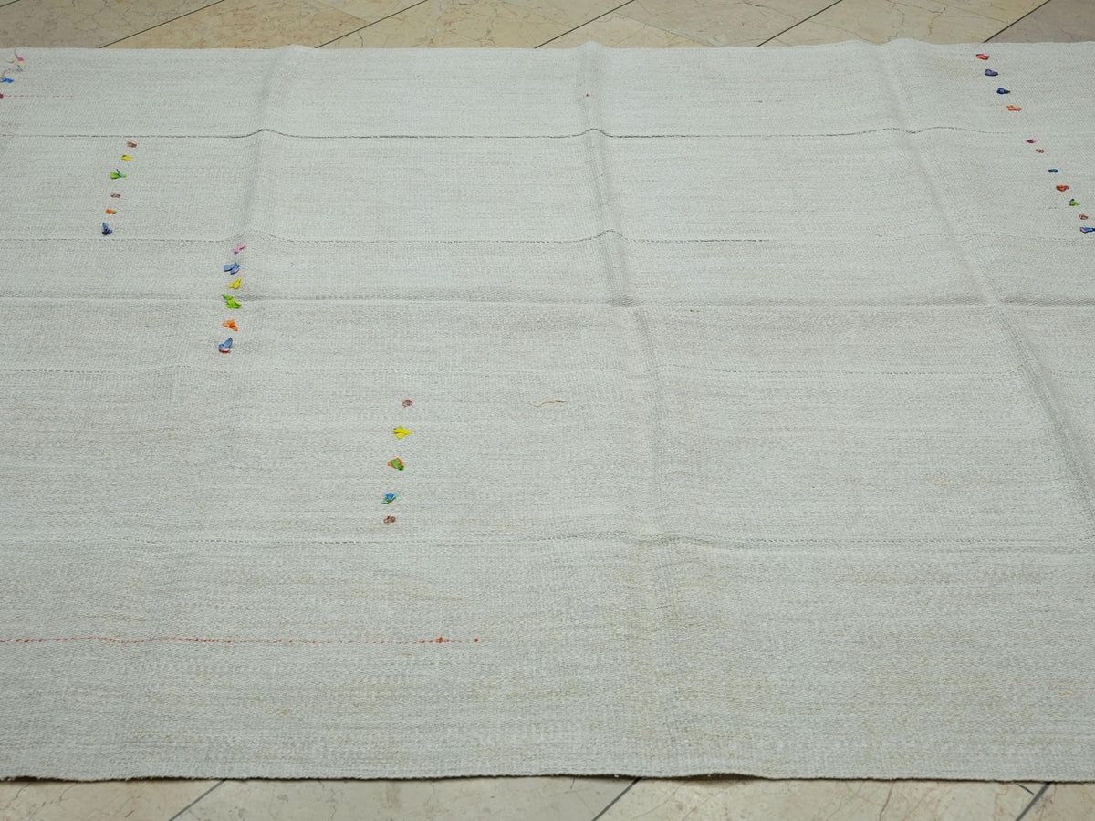 Eco-Friendly Plain Off White Turkish Hemp Kilim Rug,5.5x7.4 Ft,Mid Century Modern Rugs.