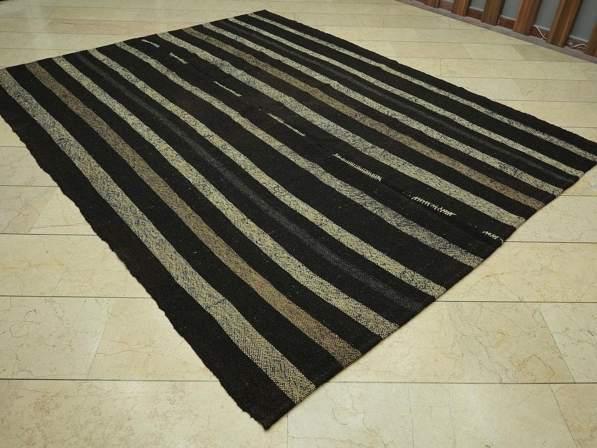 7x9 Dark Brown & Cream Natural Goat Hair Rug: Outdoor Decor Turkish Nomadic Woven Rugs.