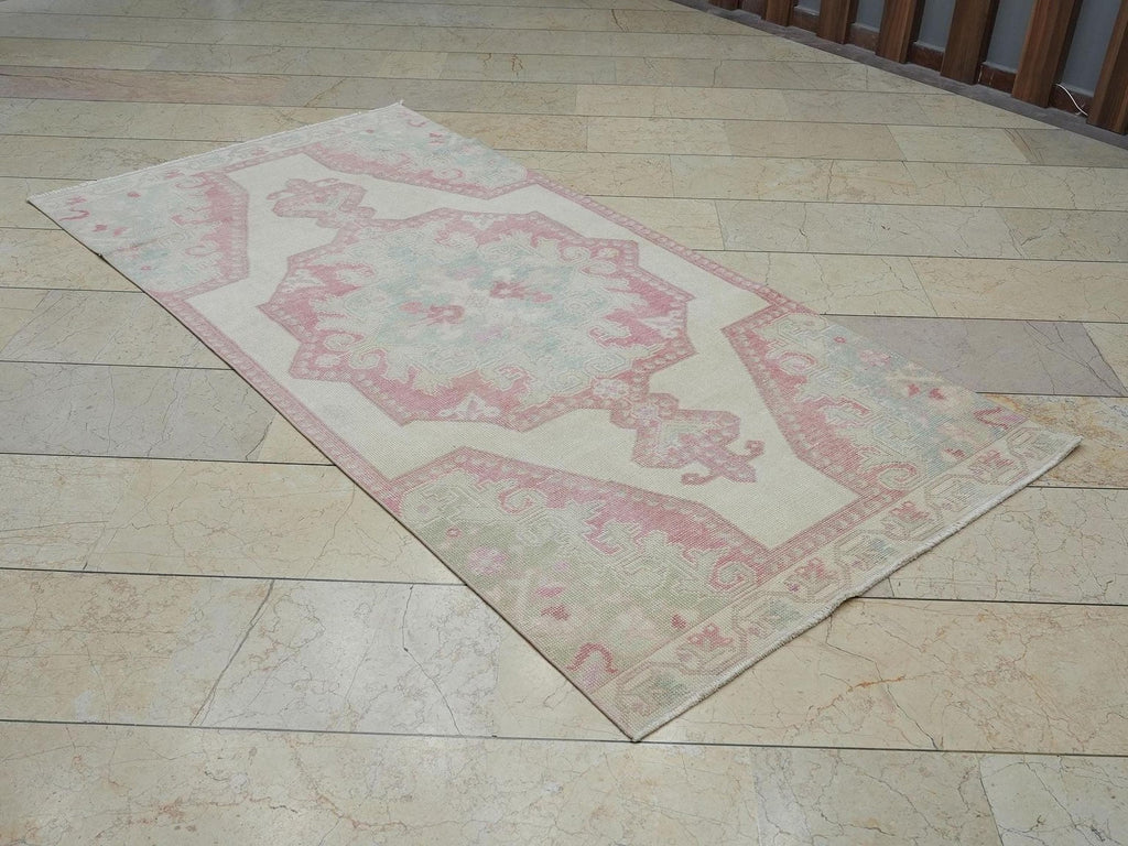 Small Size Handmade Wool Oushak Rug: 3,7"x7,5" Ft,Mid-Century Turkish Carpet.