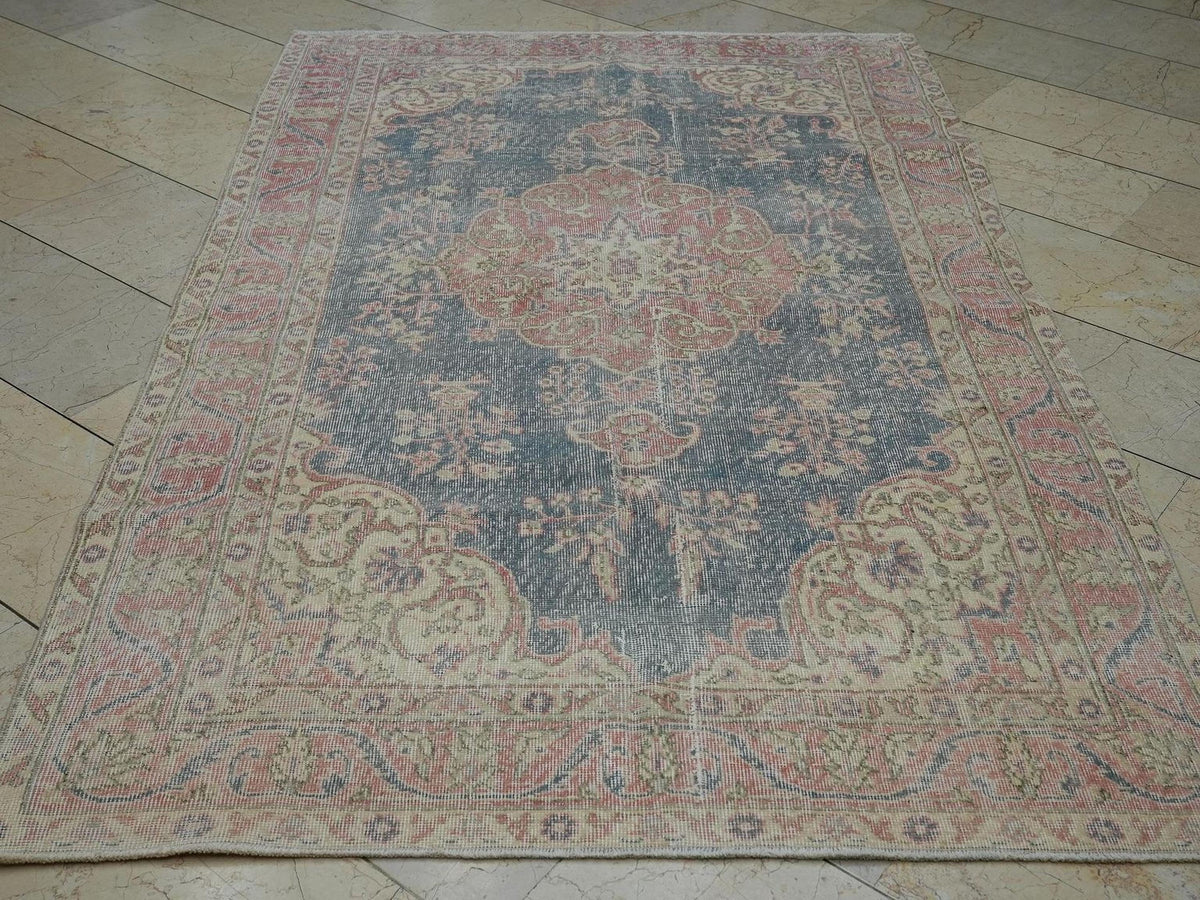 5x8 Navy Blue Vintage Oushak Rug: Small Size Turkish Wool Carpet Rugs.