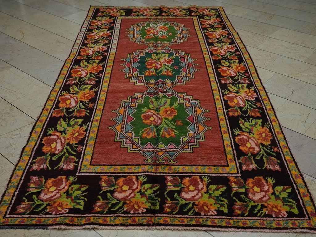 Floral Antique Karabag Armenian Rug: Green & Red  Ruse Design Rugs, 4.9"x9.8" Feet.