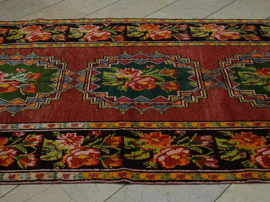 Floral Antique Karabag Armenian Rug: Green & Red  Ruse Design Rugs, 4.9"x9.8" Feet.