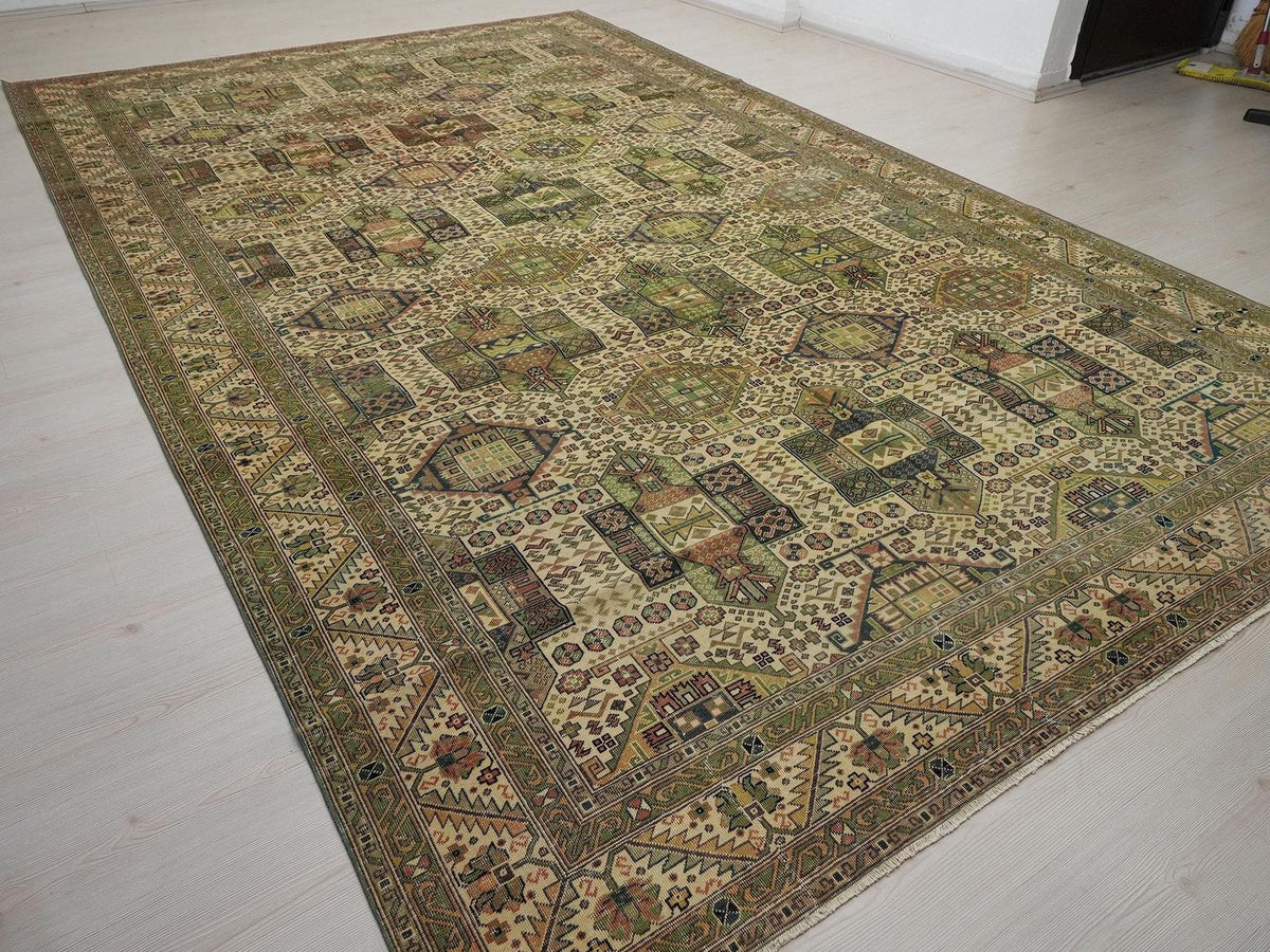 Oversized Vintage Kayseri Rug: 8.3"x13.4" Feet,Turkish Wool On Cotton Carpet Rugs.