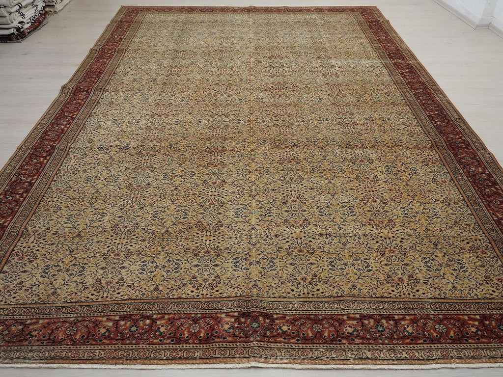 Oversize Turkish Wool Carpet Rug: Distressed Kayseri, 7,8"x11,6"