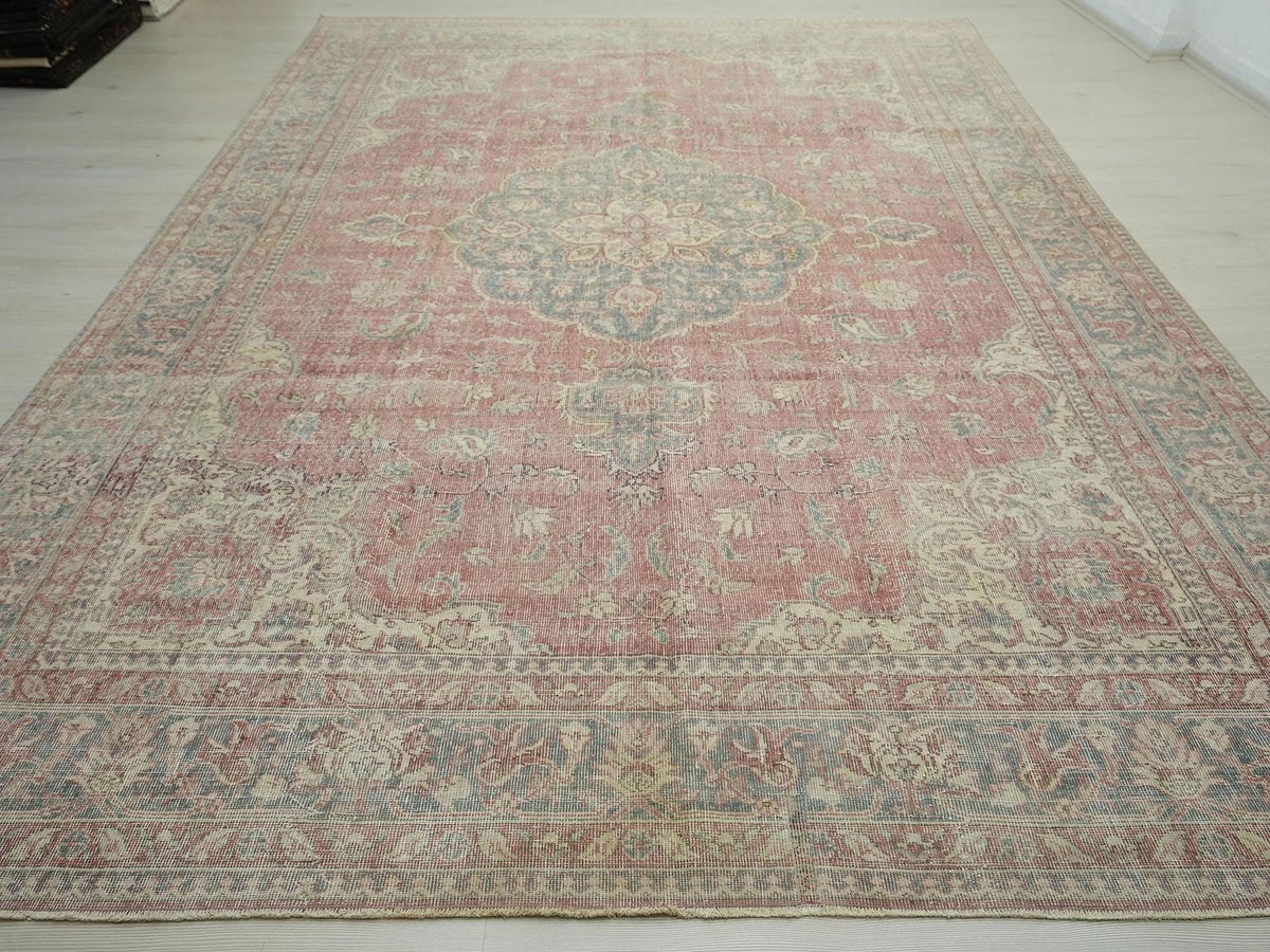 Handwoven Vintage Oushak Rug: 8x12 Turkish Wool Carpet,Seasonal Decor Oversize Rugs.