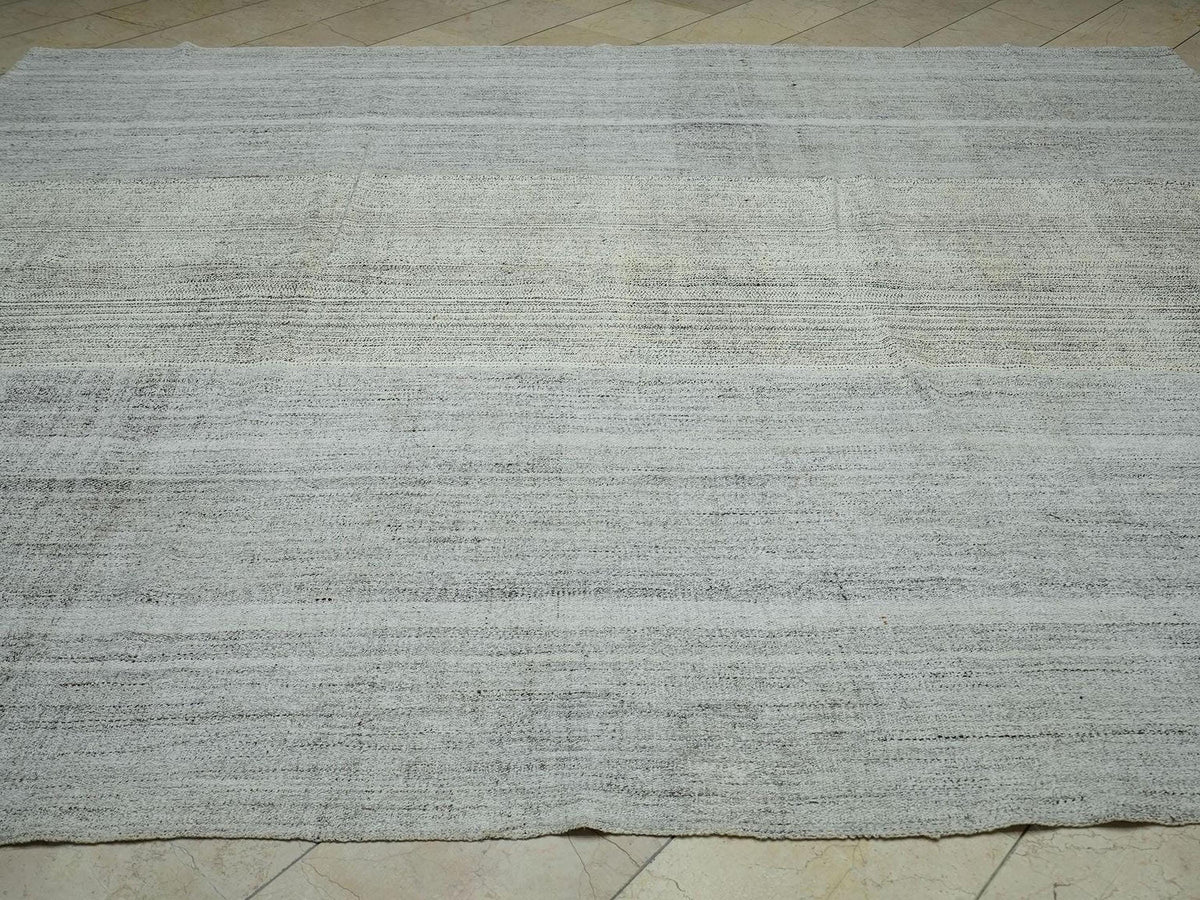 Large Gray Kilim Rug: Handwoven Cotton & Goat Hair, Scandinavian Decor Rugs, 9,5x11,2 Feet.