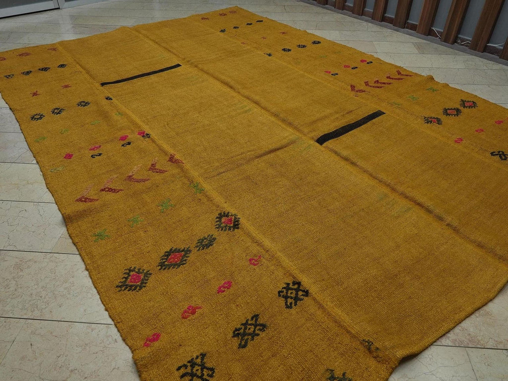 Oversized Mustard Hemp Rug: Mid-Century Modern Saffron Kilim 9"x12,8" Feet