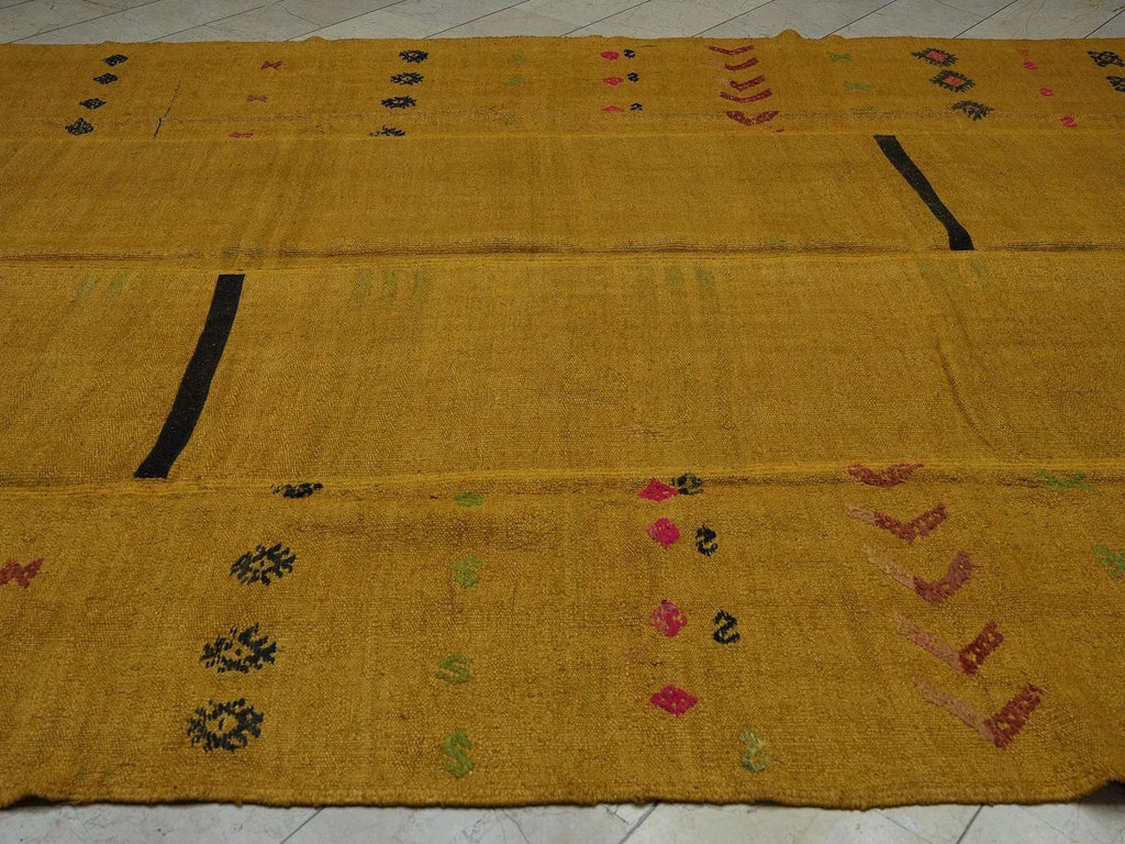 Oversized Mustard Hemp Rug: Mid-Century Modern Saffron Kilim 9"x12,8" Feet