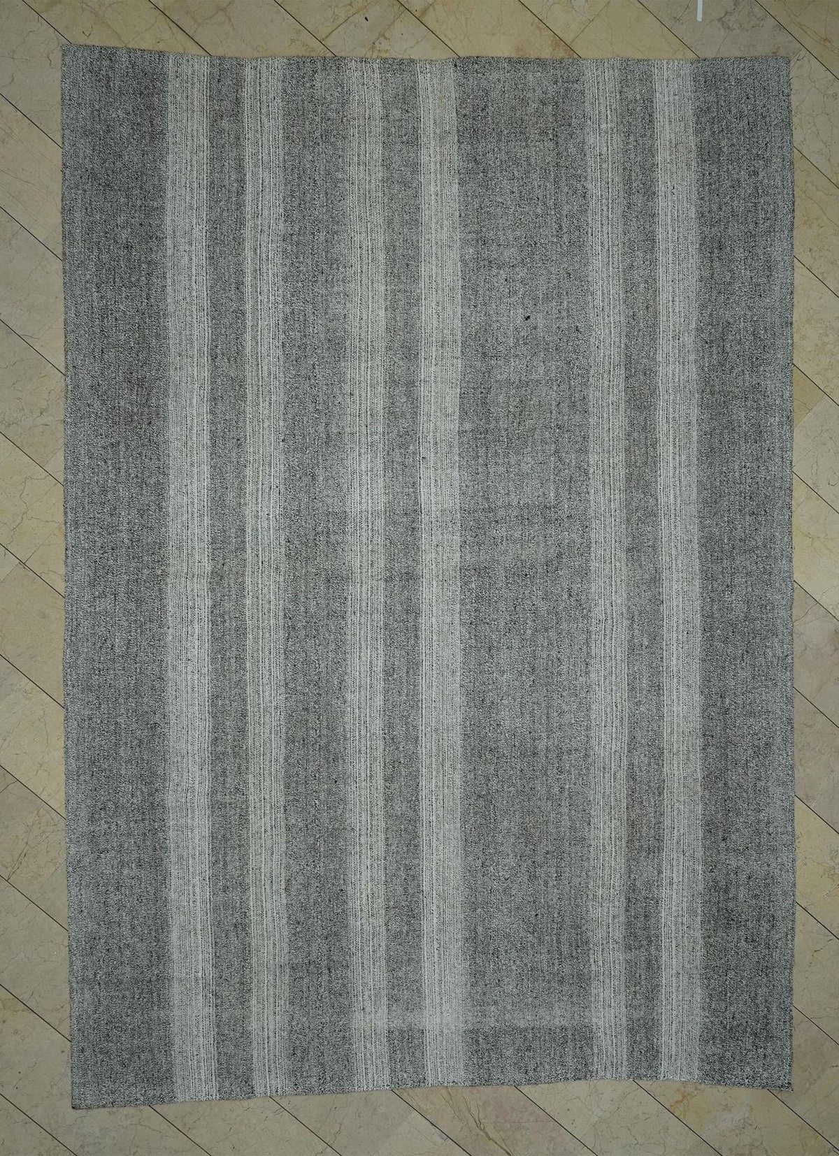 Oversized White Stripe Kilim Rug: Flat Weave Cotton & Goat Hair (8,10"x13" Feet)
