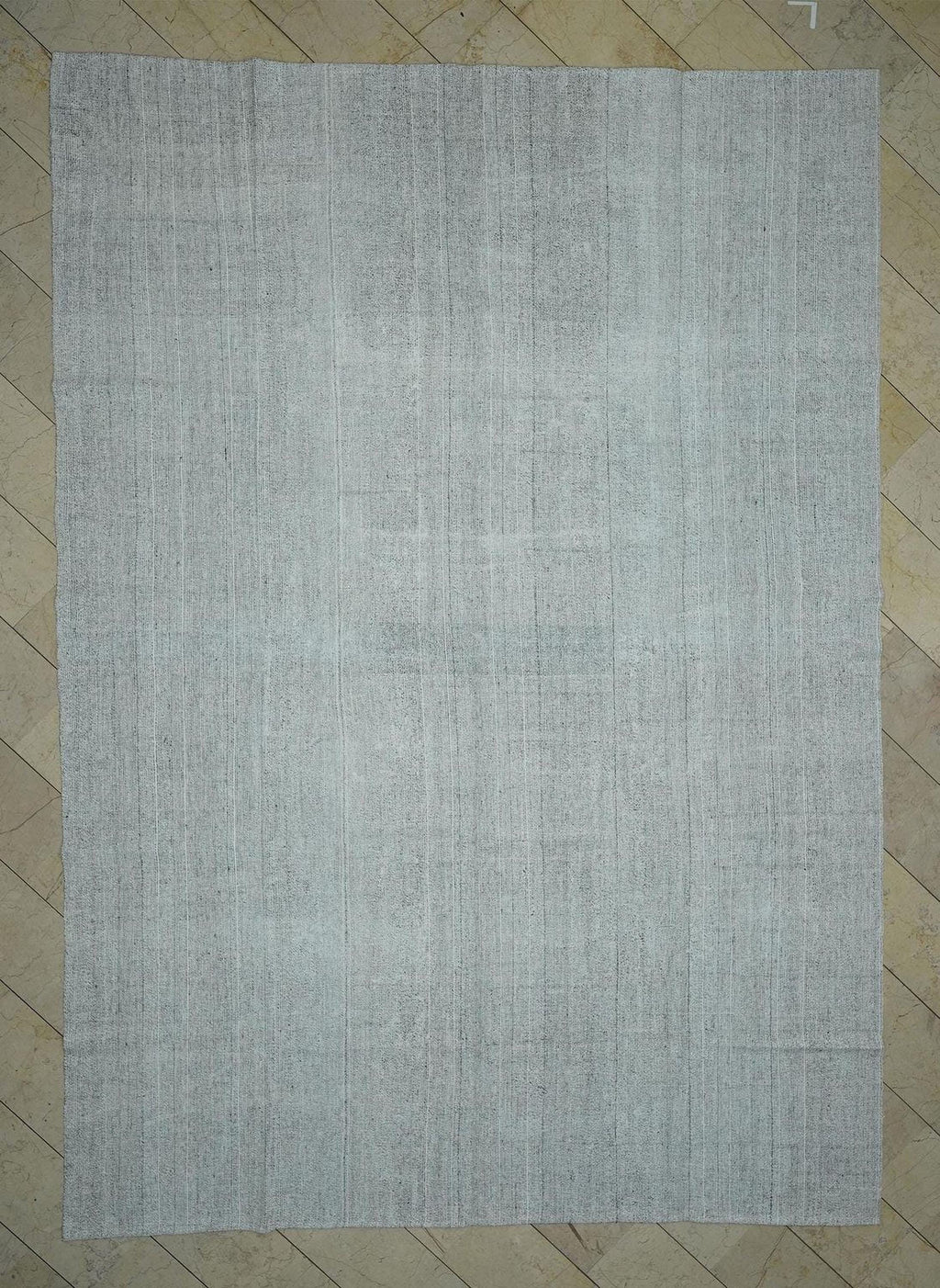 Minimalist Ivory Turkish Kilim Rug: Oversize Flat Weave Rugs 9,4x13,6 Ft.