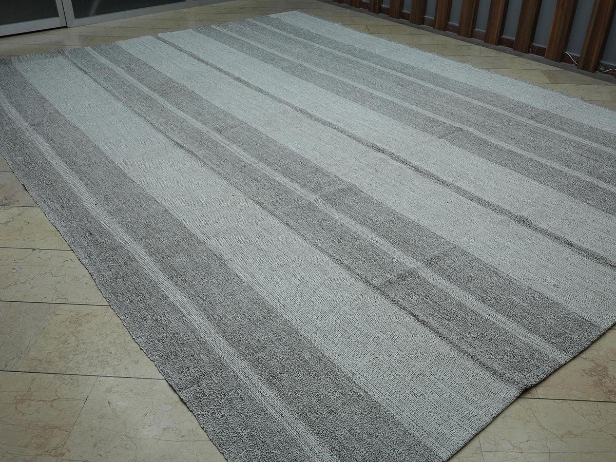 Oversized Turkish Kilim Rug: Flat Weave Gray Rugs (10.2 x 13.9 Ft)