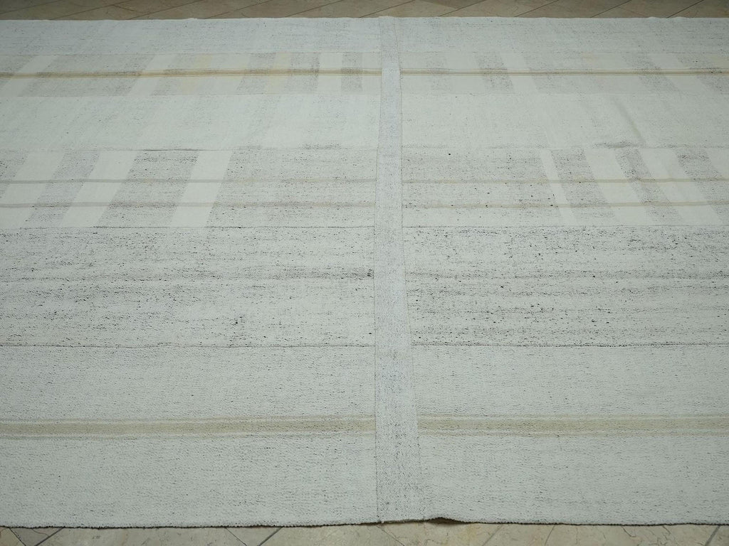 Oversize Striped Cotton Rug: Minimalist Living Room Decor 11x17 Feet