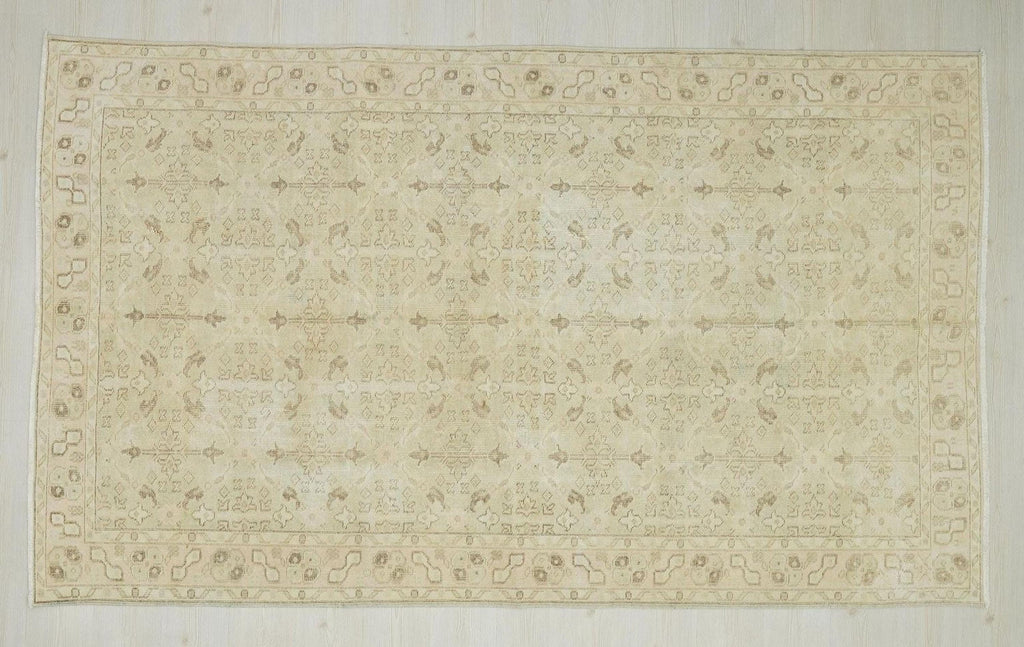 Vintage Oushak Rug: 5.4"x9.2' Feet,Turkish Wool Carpet Rugs.