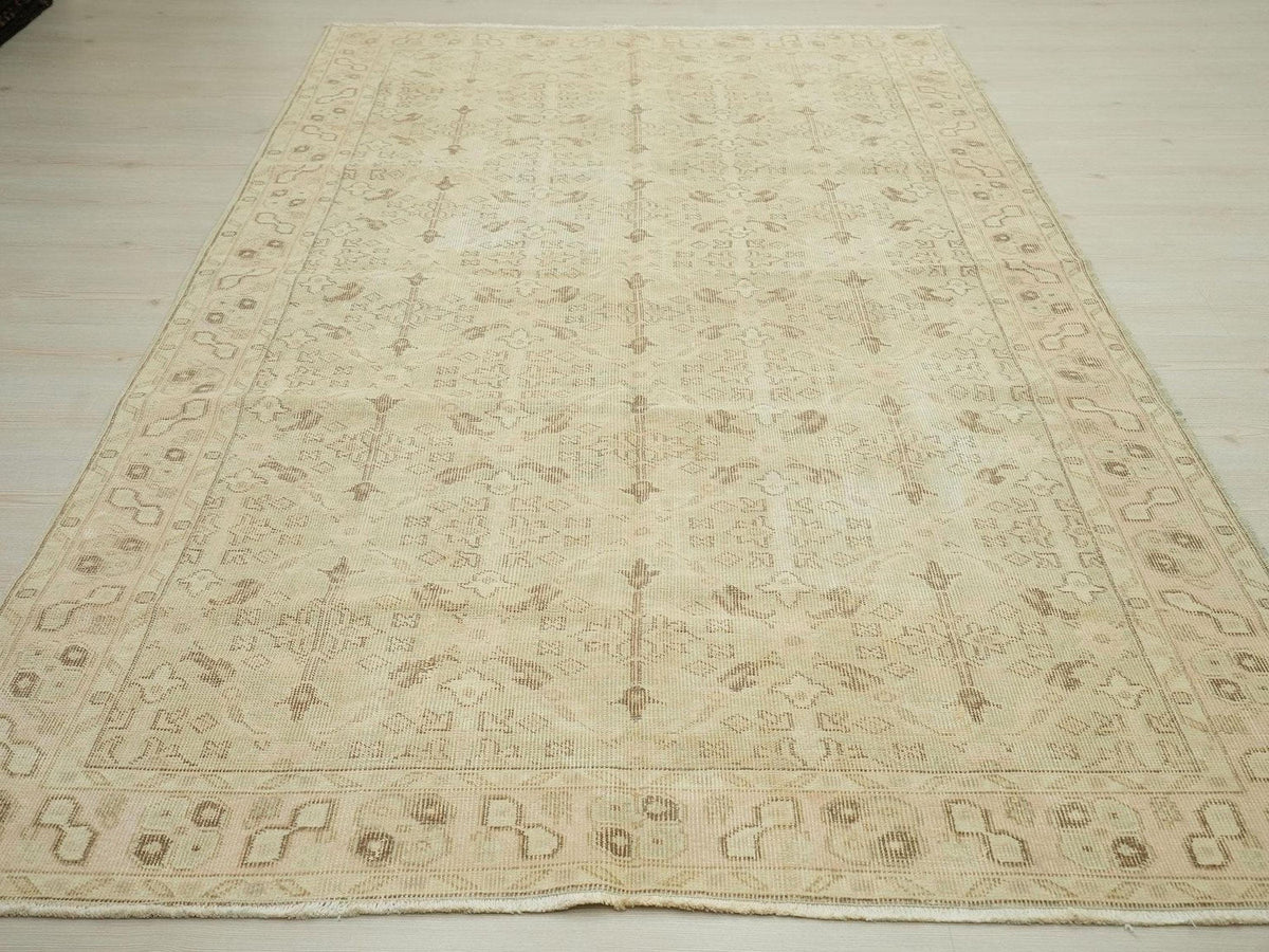 Vintage Oushak Rug: 5.4"x9.2' Feet,Turkish Wool Carpet Rugs.