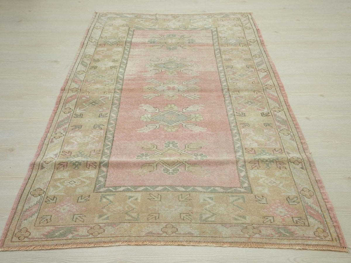 Small Size Wool Oushak Rug: Mid-Century Modern Turkish Rugs 4"x6,6" Feet.