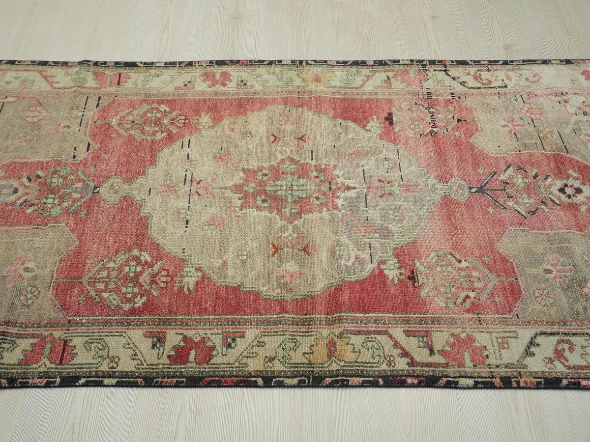Handmade Oushak Wool Rug: Pastel Ethnic Turkish Area Rugs (3x7)